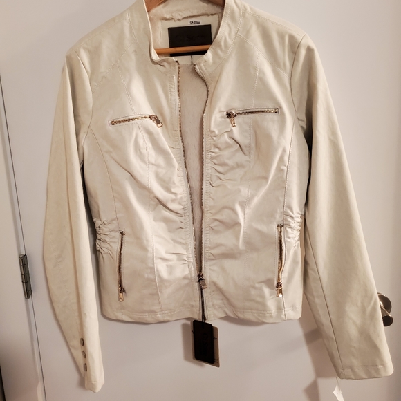 White Leather look jacket - Picture 1 of 2
